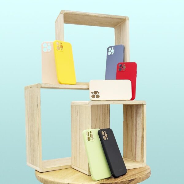 68480_7 Wozinsky Color Case silicone flexible durable case iPhone SE 2022 / SE 2020 / iPhone 8 / iPhone 7 blackeng