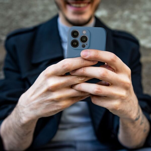 SILICONE MAG COVER case compatible with MagSafe for XIAOMI Redmi 15C blue