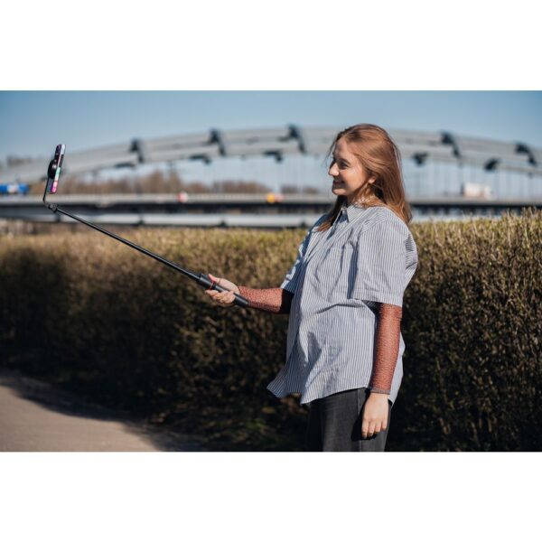 cb6b5d258082b184c9c44bdc21672c15 FORCELL F-GRIP MagSelfie S100M selfie stick with wireless remote control black