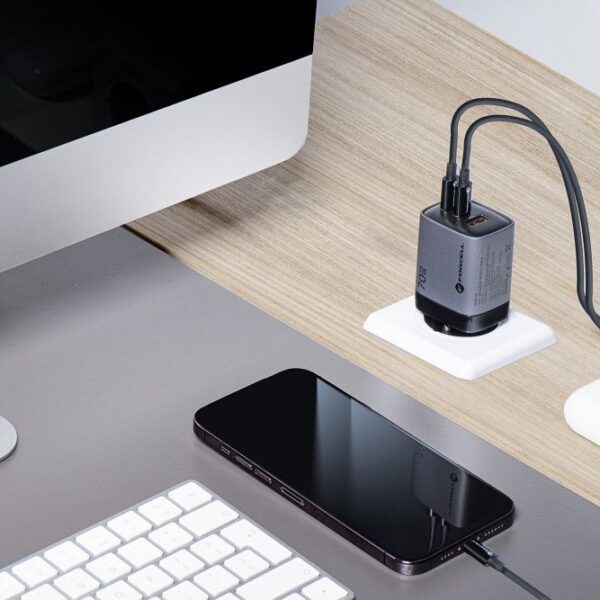 FORCELL F-ENERGY GaN III VT-37 travel charger with display LCD 2 x Type C + USB A PD QC4.0 SAM SFC2.0 3,45A 70W gray