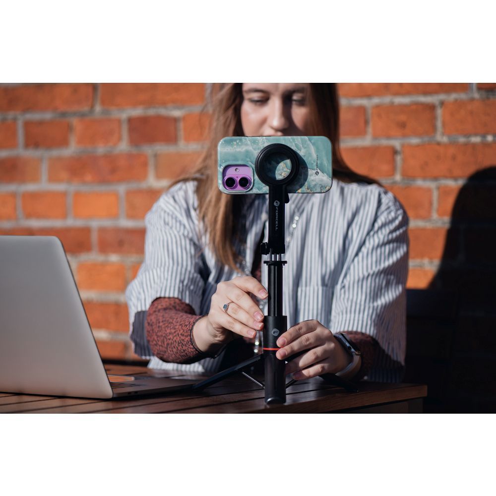 dee402ddce7d97801192192ffac0a8d3 FORCELL F-GRIP MagSelfie S100M selfie stick with wireless remote control black