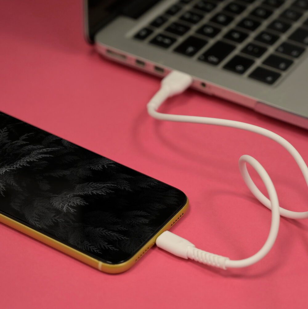 214570_oryg Maxlife MXUC-04 cable USB - Lightning 1,0 m 3A white