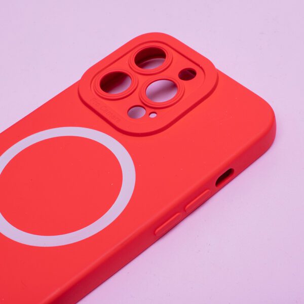 290399_oryg Silicon Mag case for iPhone 15 Pro Max 6,7" red