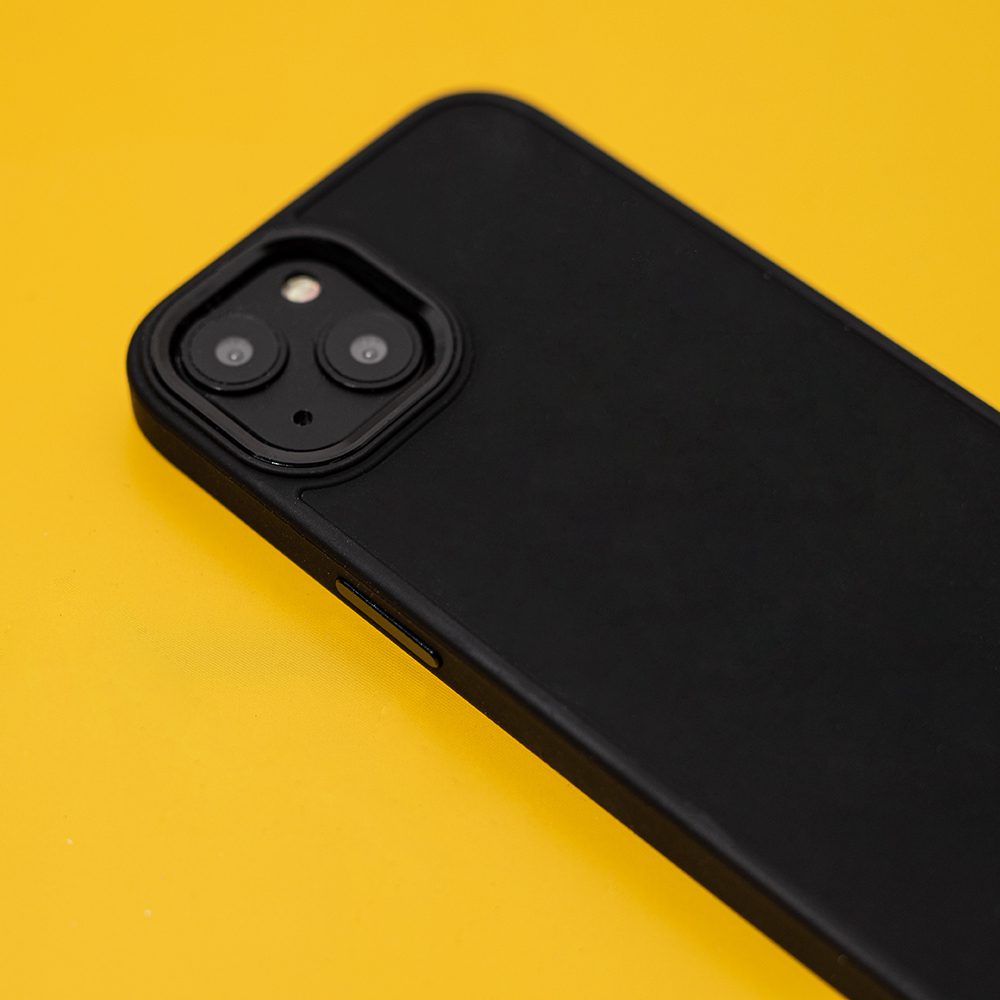 291106_oryg Satin case for iPhone 16 Plus 6,7" black