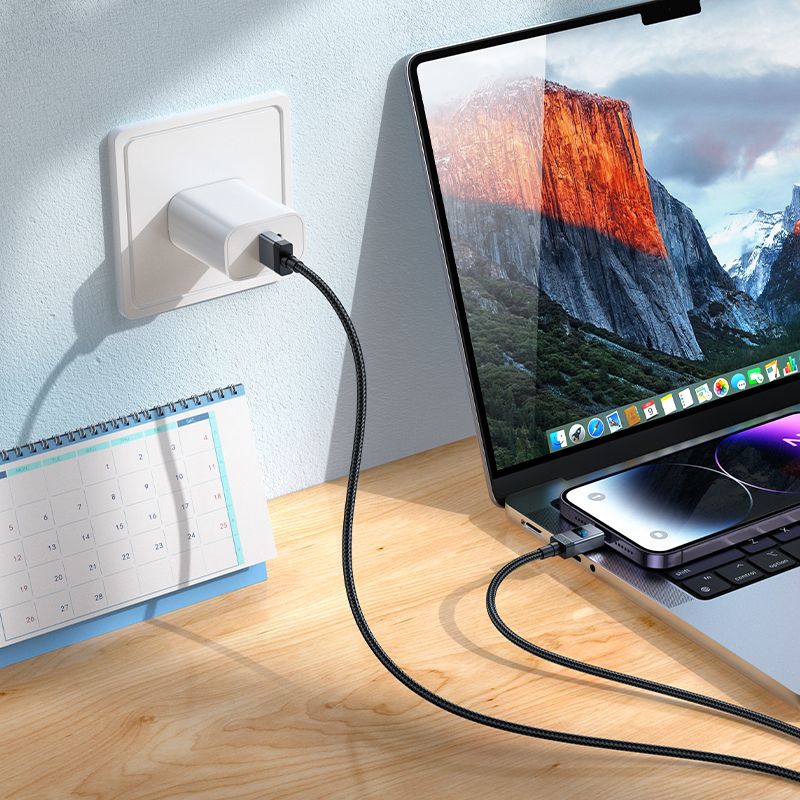 2b5c3f30a2e84a54a317d6faeeb97f53 Cable USB A to Lightning Hoco 2,4A with display 1 m X118 black