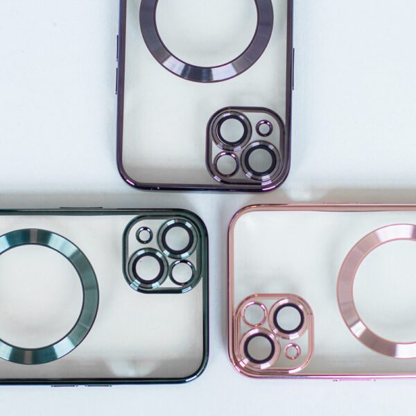 Color Chrome Mag case for iPhone 16e green