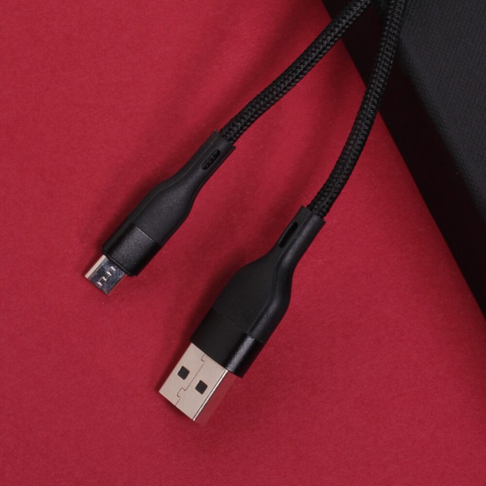 337461_oryg Maxlife MXUC-07 cable USB - microUSB 1,0 m 2,4A black nylon