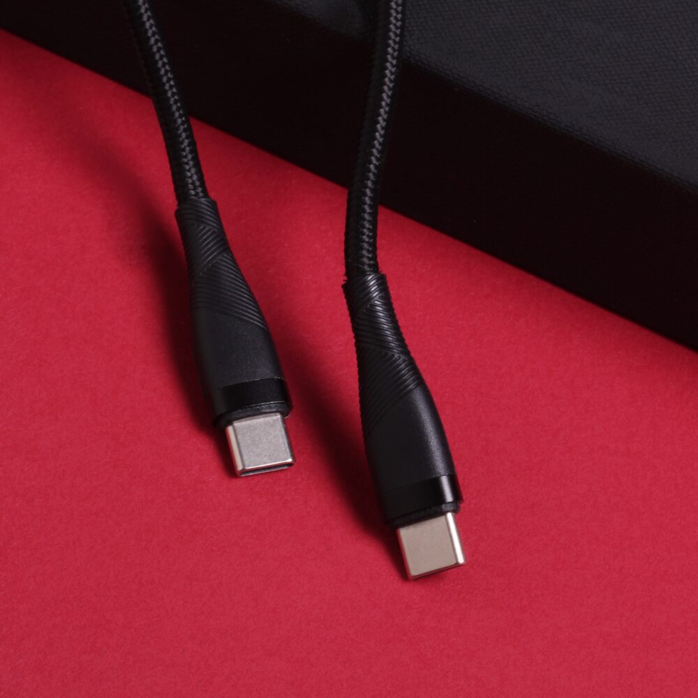 337480_oryg Maxlife MXUC-08 cable USB-C - USB-C 1,0 m 60W black nylon