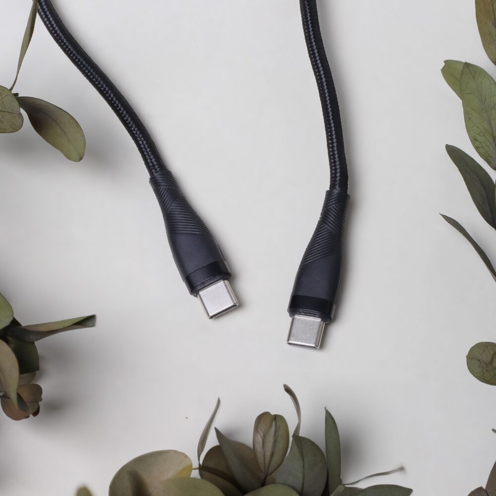 337481_oryg Maxlife MXUC-08 cable USB-C - USB-C 1,0 m 60W black nylon