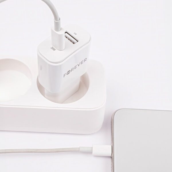 Forever TC-01-20AC PD QC charger 1x USB-C 1x USB 20W white