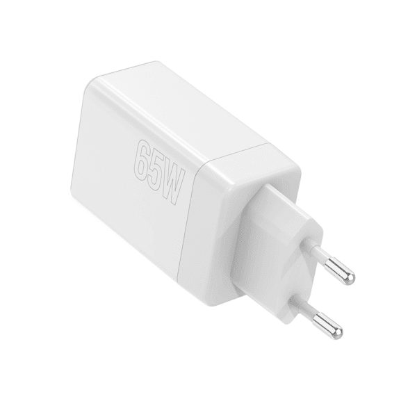 Maxlife MXTC-08-65ACC PD QC charger 2x USB-C 1x USB 65W white