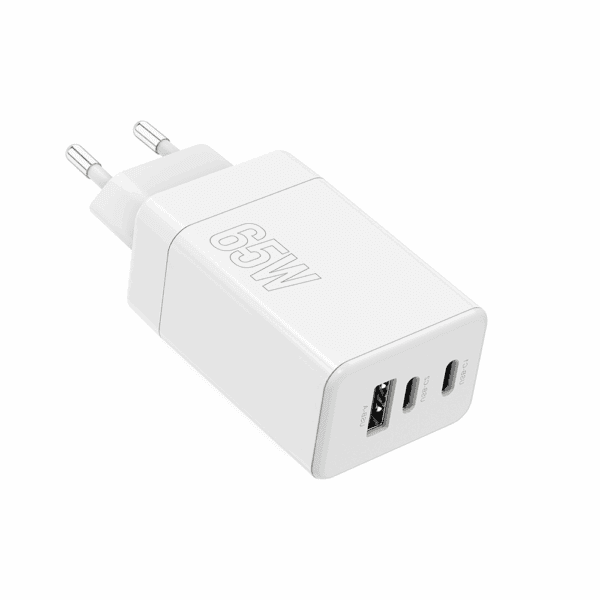 Maxlife MXTC-08-65ACC PD QC charger 2x USB-C 1x USB 65W white
