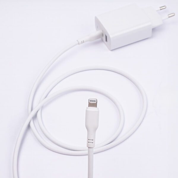 359073_oryg Maxlife MXUC-10 MFi cable USB-C - Lightning 1,0 m 27W white