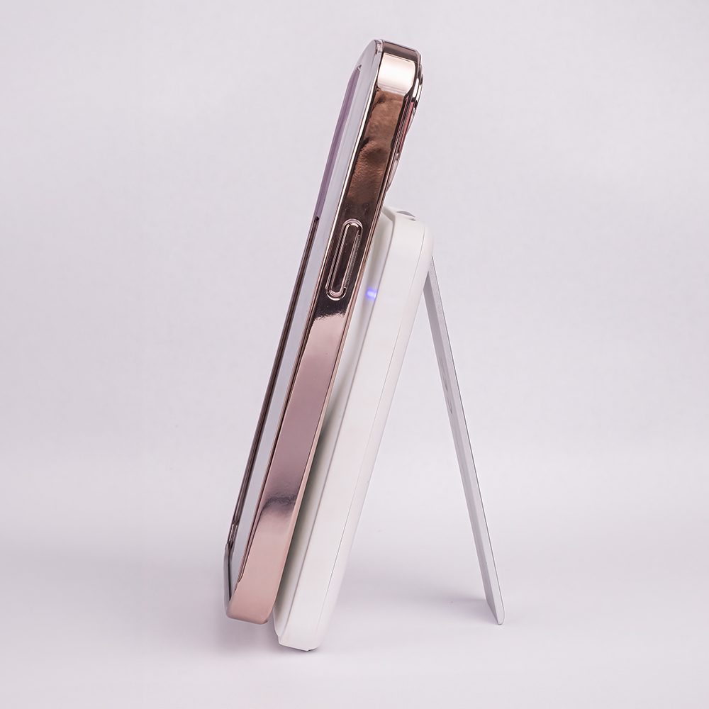 366543_oryg Forever MACS-100 magnetic wireless charging station with power bank white 5in1