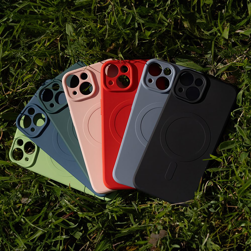 387118_oryg Simple Color Mag case for iPhone 15 Pro 6,1" red