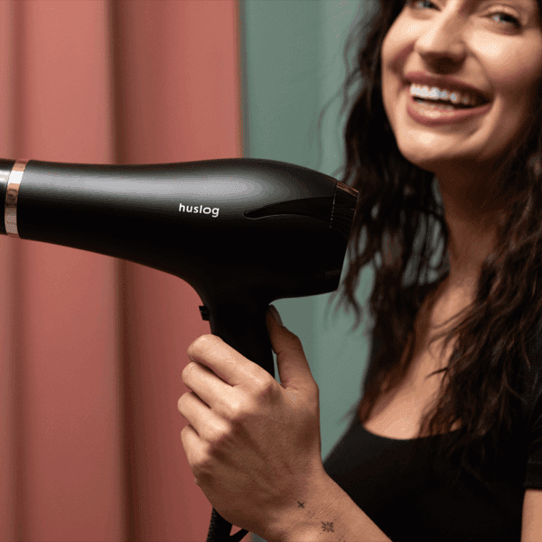 389384_oryg Huslog Ionizing hair dryer BE-500134