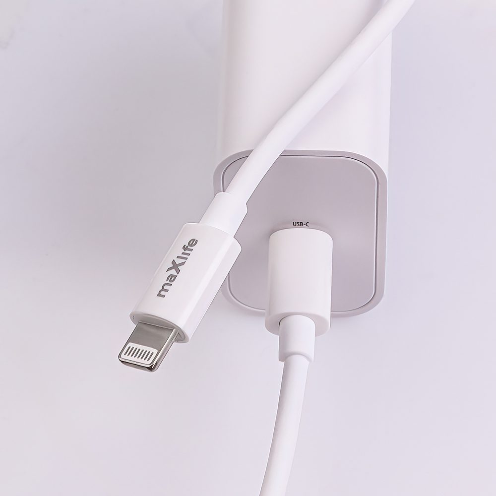 Maxlife MXTC-06-20C PD QC charger 1x USB-C 20W white + USB-C - Lightning cable 20W