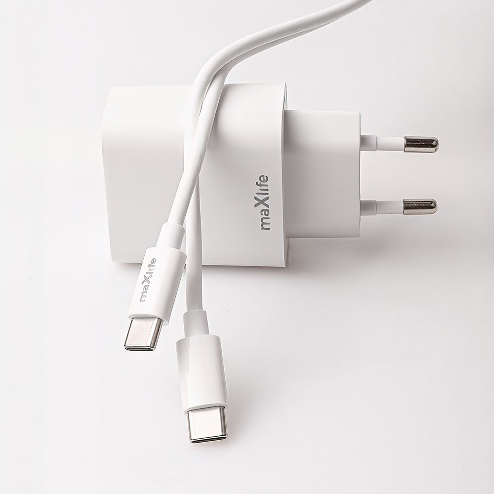 Maxlife MXTC-06-30AC PD QC charger 1x USB-C 1x USB 30W white + USB-C - USB-C cable 60W