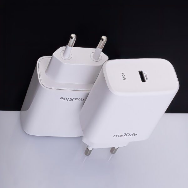 Maxlife MXTC-10-20C PD QC charger 1x USB-C 20W white