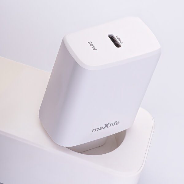 Maxlife MXTC-10-20C PD QC charger 1x USB-C 20W white