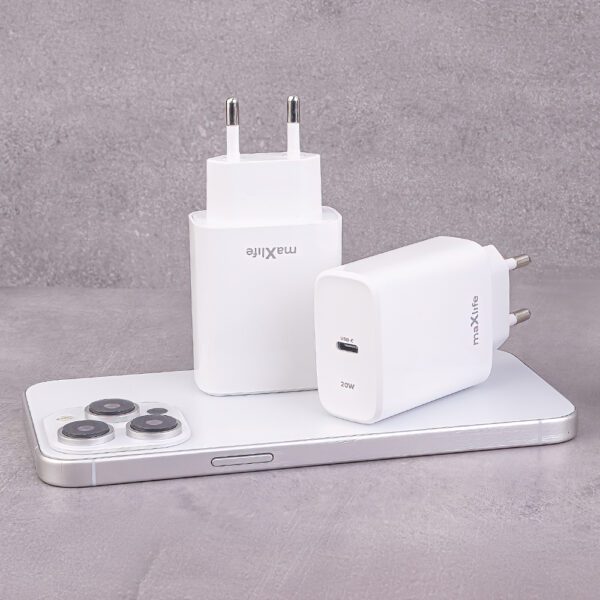 Maxlife MXTC-10-20C PD QC charger 1x USB-C 20W white