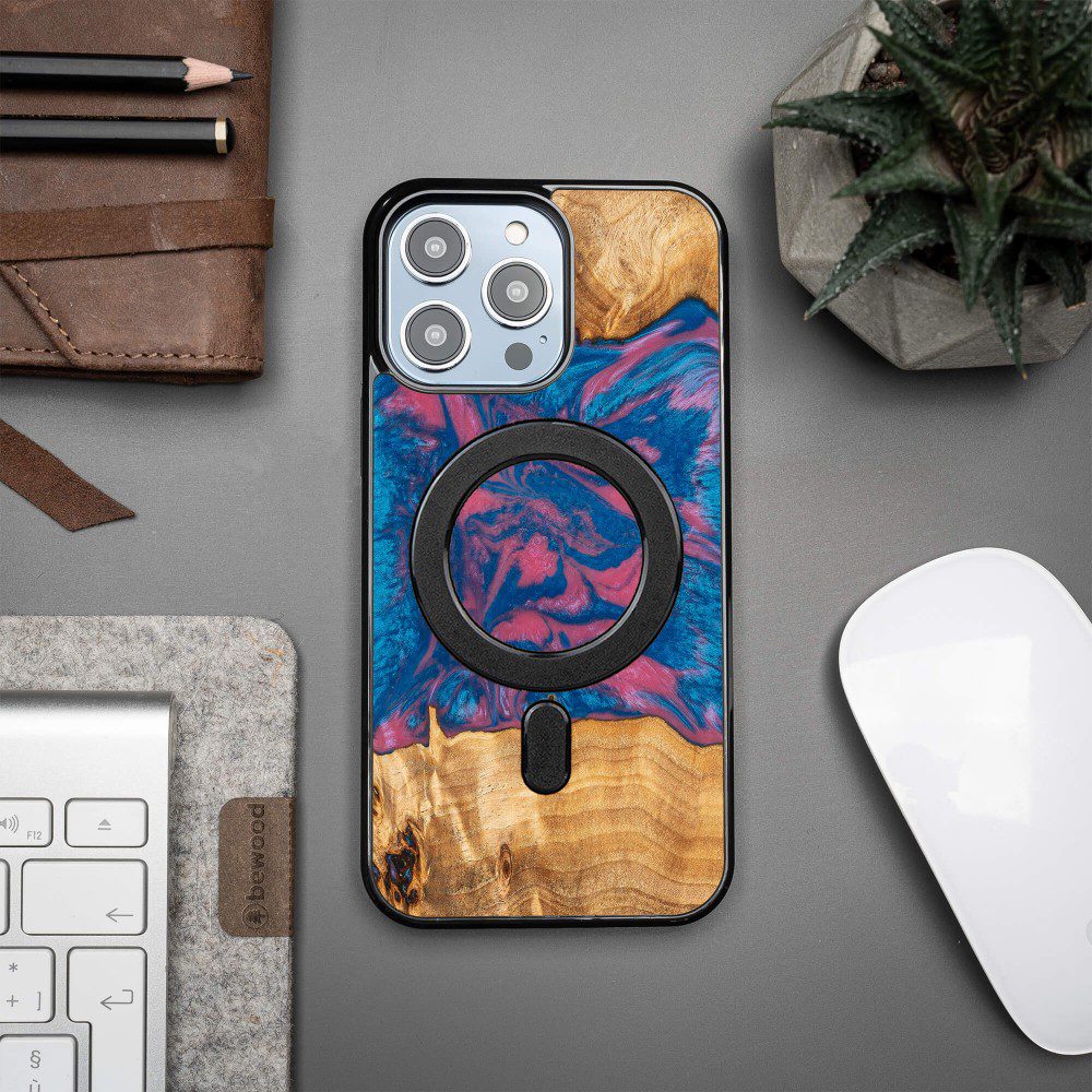 408458_oryg Bewood Unique case for iPhone 15 Pro Max 6,7" Neons Vegas with MagSafe