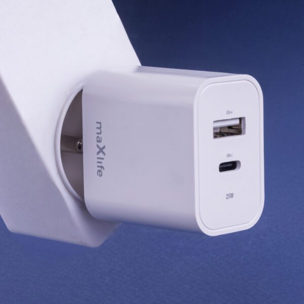 416891_oryg Maxlife MXTC-06-25AC PD QC charger 1x USB-C 1x USB 25W white
