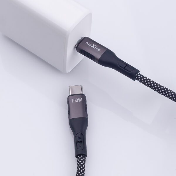 Maxlife MXUC-11 magnetic cable USB-C - USB-C 1,0 m 100W black nylon