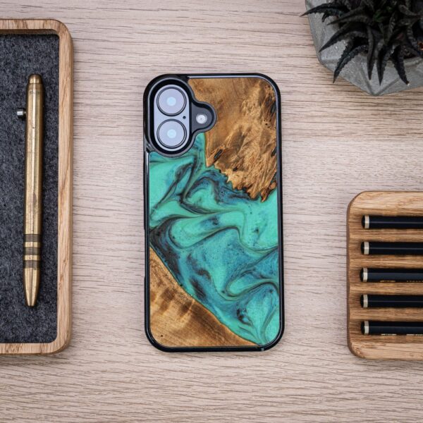 Bewood Unique case for iPhone 16 6,1" Turquoise