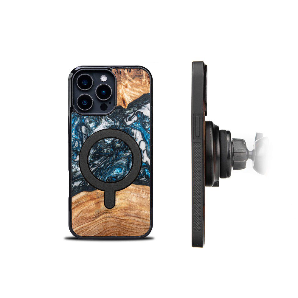 Bewood Unique case for iPhone 16 Pro Max 6,9" Planets Earth with MagSafe