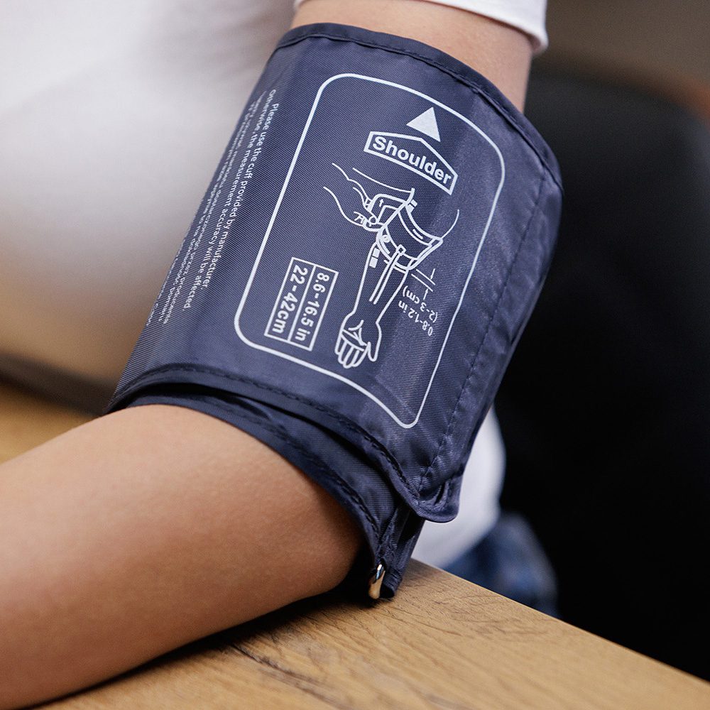 426790_oryg Huslog Blood Pressure Monitor with Voice Function