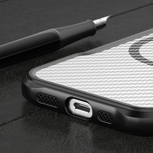 Defender Carbon Mag case for iPhone 16e black