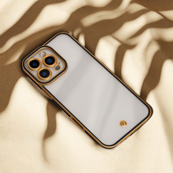 478242_oryg Silky Gold case for iPhone 17 6,3" black