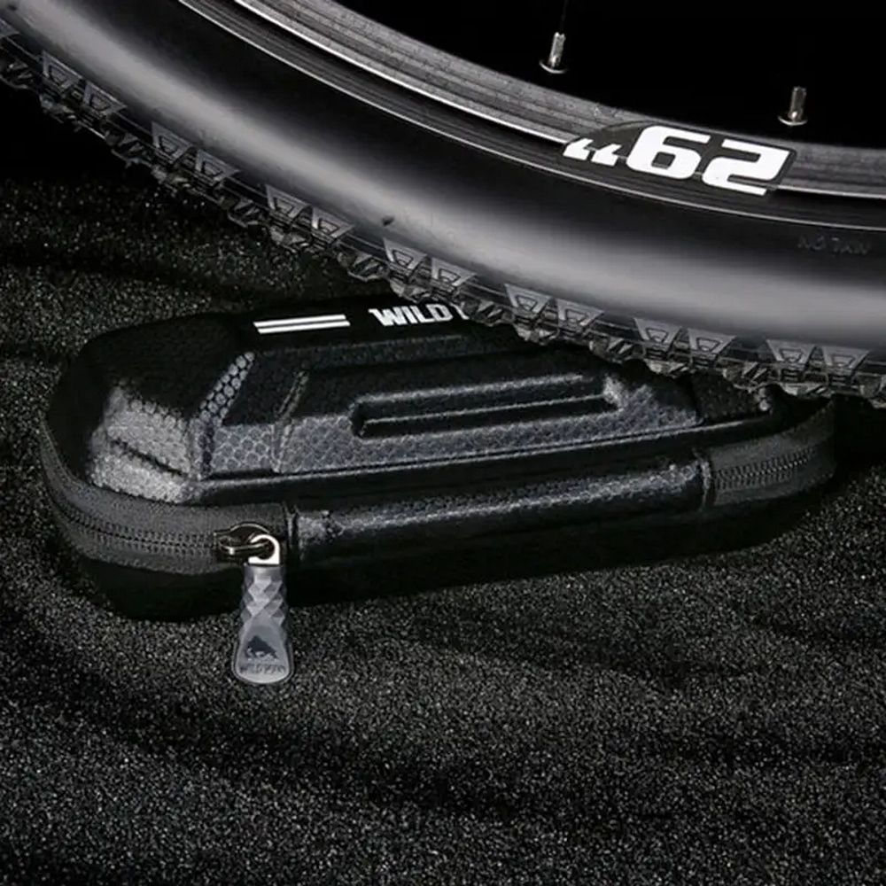 4b450b4a72a793b8bf80e20aa13c3392 WILDMAN traveling bag plug into place bottle cage 0,8L XT11 black