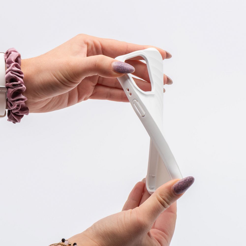 Silicone Zephyr Mag Cover compatible with MagSafe do IPHONE 16 white