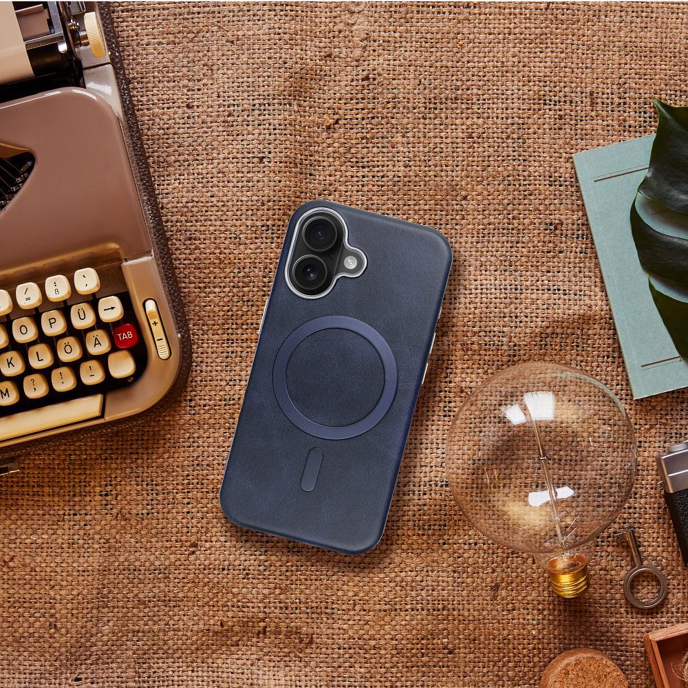 d0d5bf0d5a6dc8fa9f5ddf0cb919128b GENTLEMAN MAG COVER Case compatible with MagSafe for IPHONE 16e (SE 4 2025) navy blue