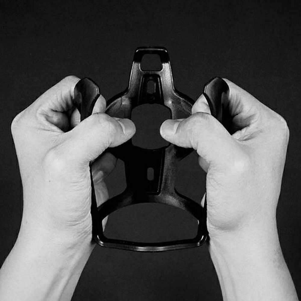 fad7349a8aba5aa72bf3616f0487f660 WILDMAN bike bottle holder U2 black