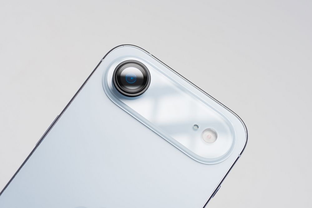 436bf1b9b8dc43b99ac8408e210e1835 Camera glass to iPhone 17 Forcell Premium light blue